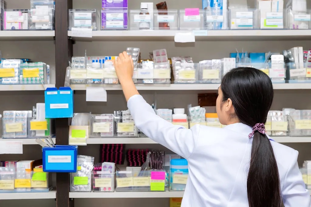 Berapa Lama Kuliah D3 Farmasi? Ini Kelebihan D3 Farmasi