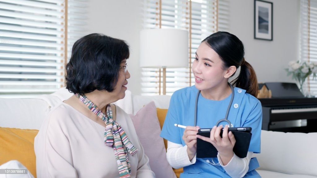 Selain Banyak Dibutuhkan, Ini Dia Kelebihan Kuliah Keperawatan