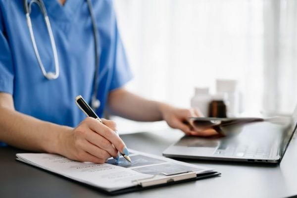 Biaya Kuliah Keperawatan, Cocok Buat Kamu Yang Cari Beasiswa