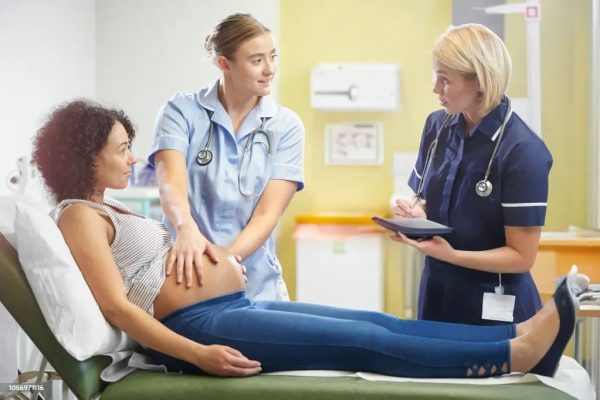 Jurusan Kebidanan: Pilihan Terbaik Mengejar Karier Sukses