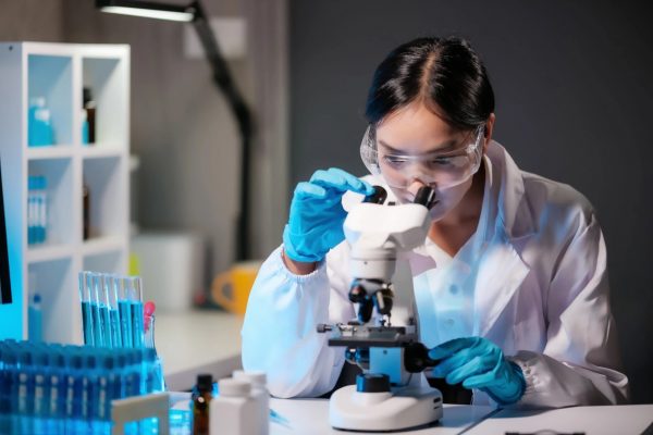 Kuliah Teknologi Laboratorium Medis, Belajar Apa Saja?