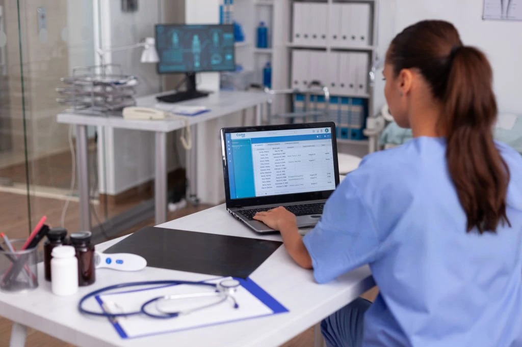 Kuliah S1 Keperawatan: Apa Pilihan S2 yang Bisa Diambil?