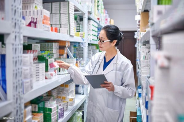 Pendaftaran S1 Farmasi Terbaik di Kediri - IIK Bhakti Wiyata