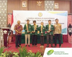 Rachma Abdiel Azhim Mahasiswa Prodi S1 Biologi Mendapat Penghargaan “The Honorable Mention Award” dalam Acara Lomba Menulis PKM Nasional VI Tahun 2018 di Universitas Jenderal Soedirman.