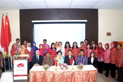 IIK Jalin Kerjasama dengan Institusi Internasional untuk Tingkatkan Kualitas Pendidikan