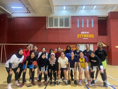 Latihan UKM Basket