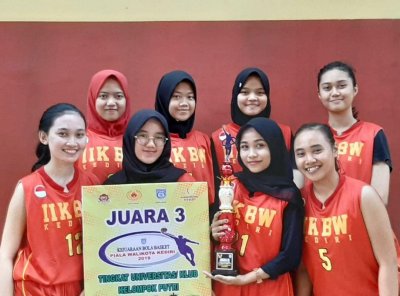 UKM Basket raih juara 3 di Kejuaraan Wli Kota Cup
