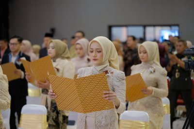 Dokter Gigi Muda IIK Bhakta Angkatan XXXV Resmi Diambil Sumpahnya: Siap Mengabdi untuk Negeri