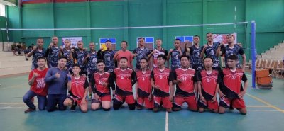 UKM Bola Volly IIK Bhakti Wiyata saat mengikuti kompetisi Voli