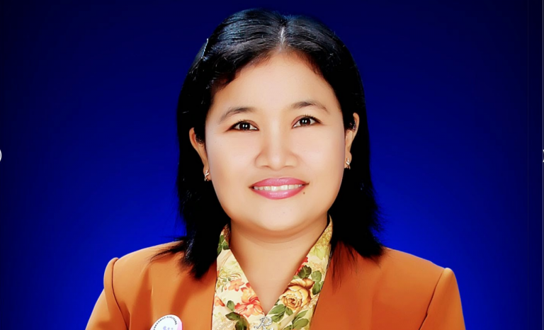 Diana M. Wulandari – Alumni IIK Bhakti Wiyata Tahun 2013
