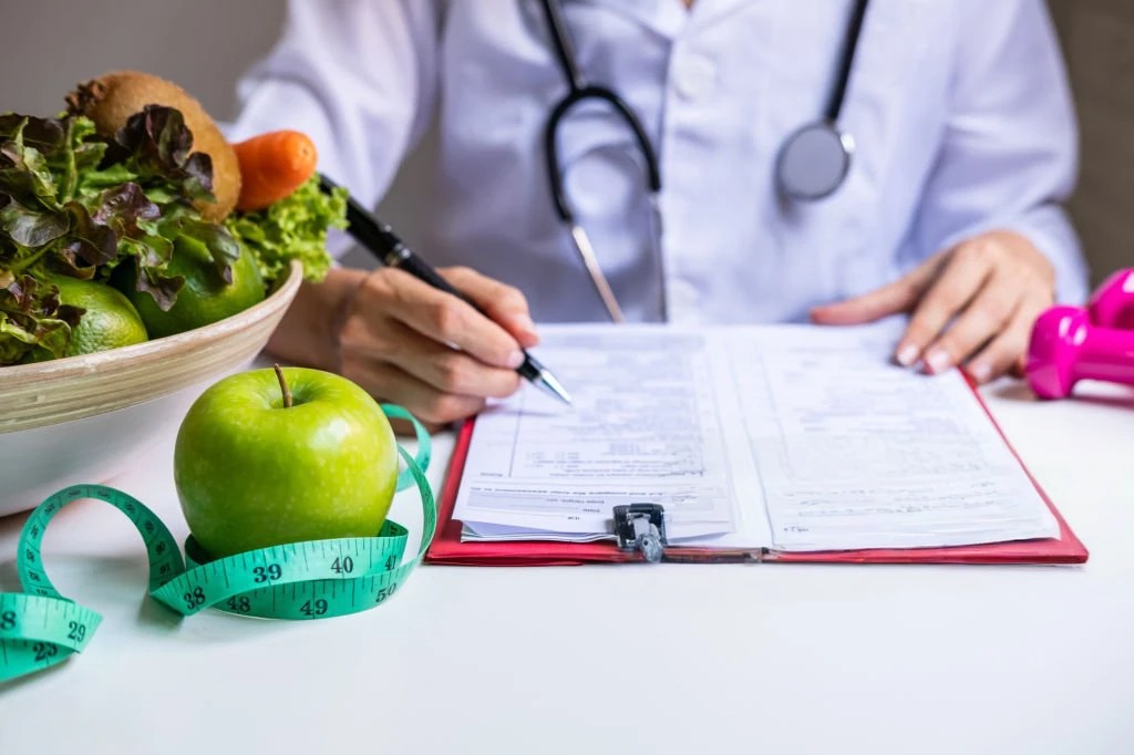 Berapa Gaji Ahli Gizi? Peluang Karier Lulusan S1 Gizi