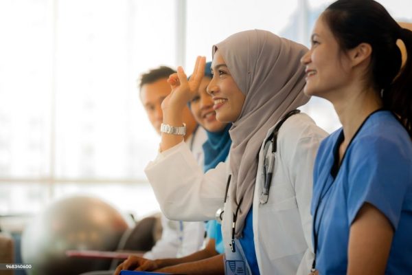 Kuliah Kedokteran Jatim: Berapa Biaya Kuliahnya?