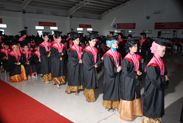 wisuda1