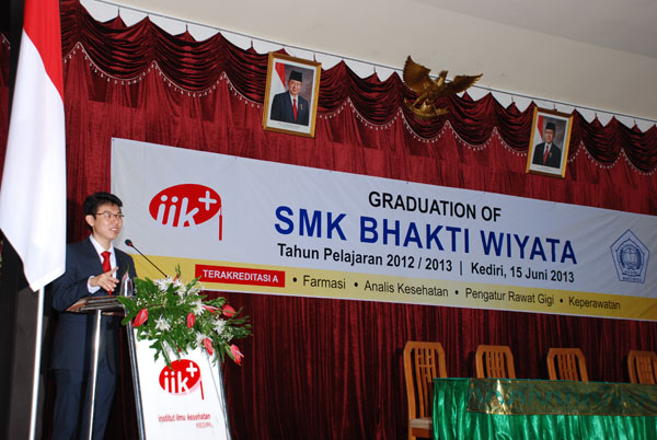 wisuda2