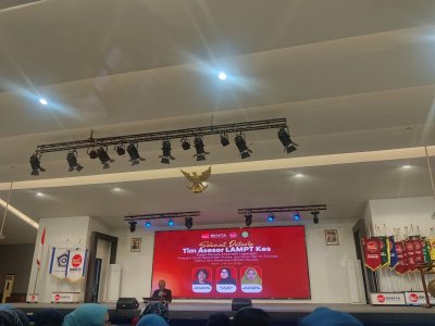 Pelaksanaan asesmen lapangan tidak hanya menjadi bagian dari proses penilaian akreditasi, tetapi juga menjadi momentum evaluasi dan refleksi bagi Program Studi S1 Farmasi dan PSPPA .