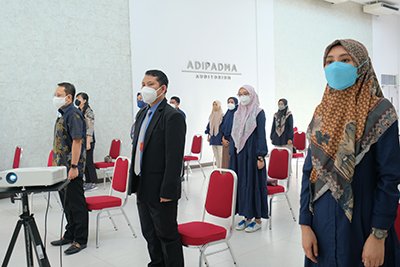 Proses acara launching layanan ruang isolasi RSGM IIK Bhakti Wiyata berjalan tertib dan sesuai prokes.  