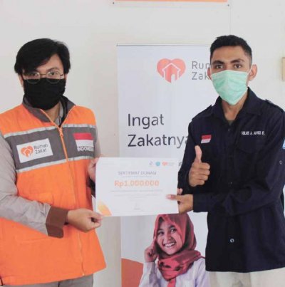 BEM IIK BW Peduli COVID-19 Berikan Donasi ke Rumah Zakat