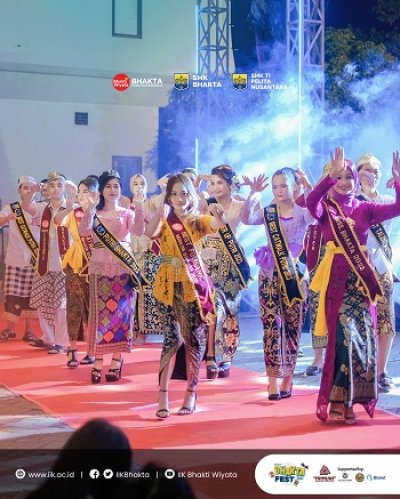 Penampilan dari Putra Putri Bhakta