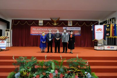 Yayasan Bhakti Wiyata siap mendukung program Rektor untuk wujudkan IIK Bhakti Wiyata menjadi Institusi kesehatan terbaik di Indonesia.
