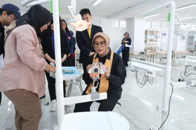 Visiting IIK Bhakta, DWP Ministry of Social Affairs Advisor Dra. Hj. Fatma Saifullah Yusuf Expresses Admiration for Its Modern Facilities