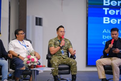 Talkshow bersama para alumni IIK Bhakta, berbagi inspirasi dan pengalaman.