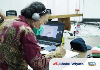 Prodi Profesi Apoteker IIK Bhakti Wiyata melaksanakan asesmen lapangan secara daring dari Lembaga Akreditasi Mandiri Pendidikan Tinggi Kesehatan (LAM-PTKes).
